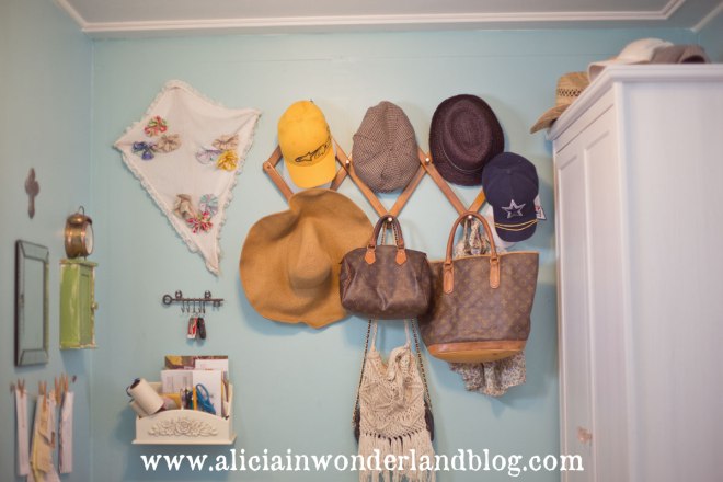Alicia in Wonderland Blog - Entry Room Updates